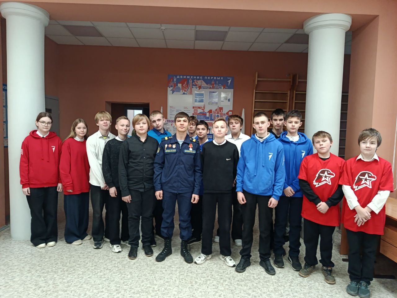 Далерходжа Алиакбаров: У детей есть возможность расти на примерах настоящего героизма Далерходжа Алиакбаров: У детей есть возможность расти на примерах настоящего героизма