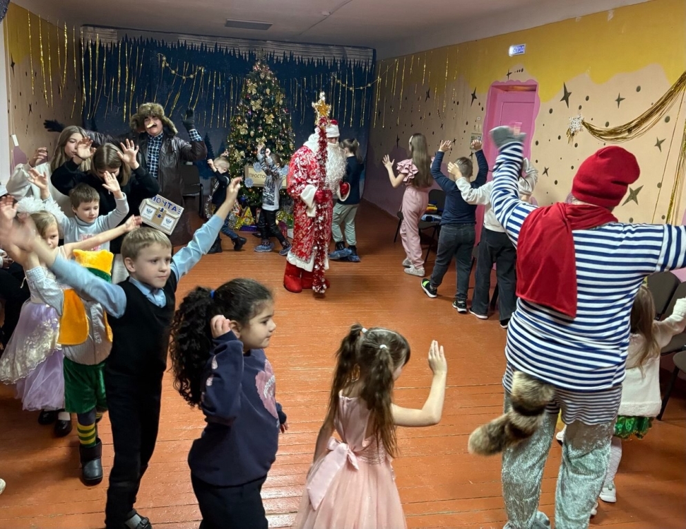 В Простоквашино под Новый год встречали гостей