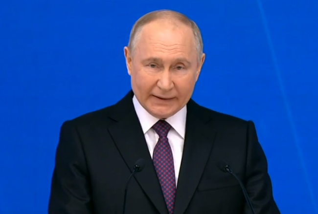 Владимир Путин «Вооруженные силы обрели колоссальный боевой опыт»