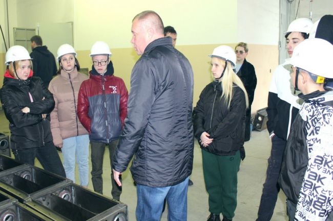 Киреевские школьники познакомились с работой производственного предприятия