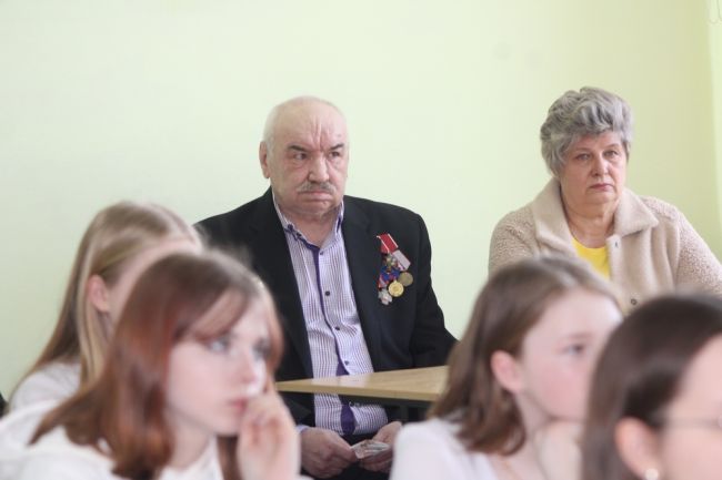 Киреевские школьники встретились с ликвидатором чернобыльской аварии