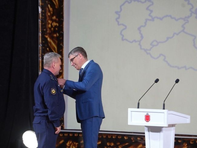 Ушедшего на СВО экс-главу Киреевского района наградили медалью «Трудовая доблесть» III степени