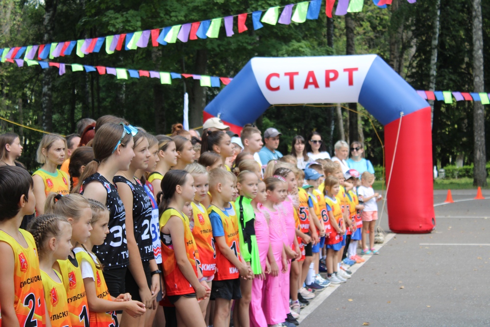 На праздник спорта в Киреевском парке собрались последователи здорового образа жизни