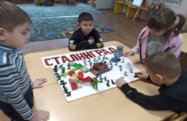 Киреевские дошкольники изучают историю великой победы