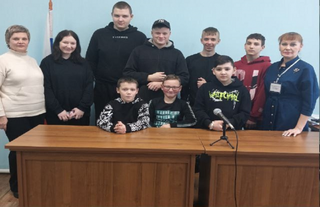 Воспитанники Киреевского социально-реабилитационного центра побывали в районном суде