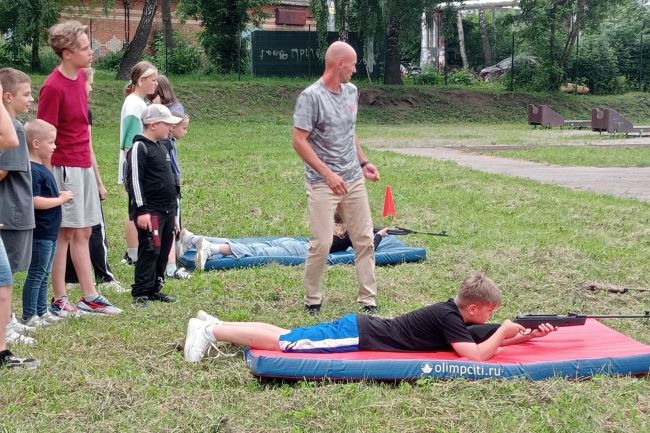 Для киреевских школьников провели военно-спортивную игру «Зарница»