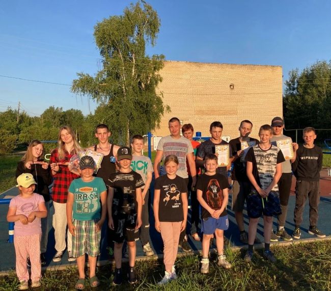 В Кузнецово прошли спортивные состязания в рамках празднования Дня молодежи