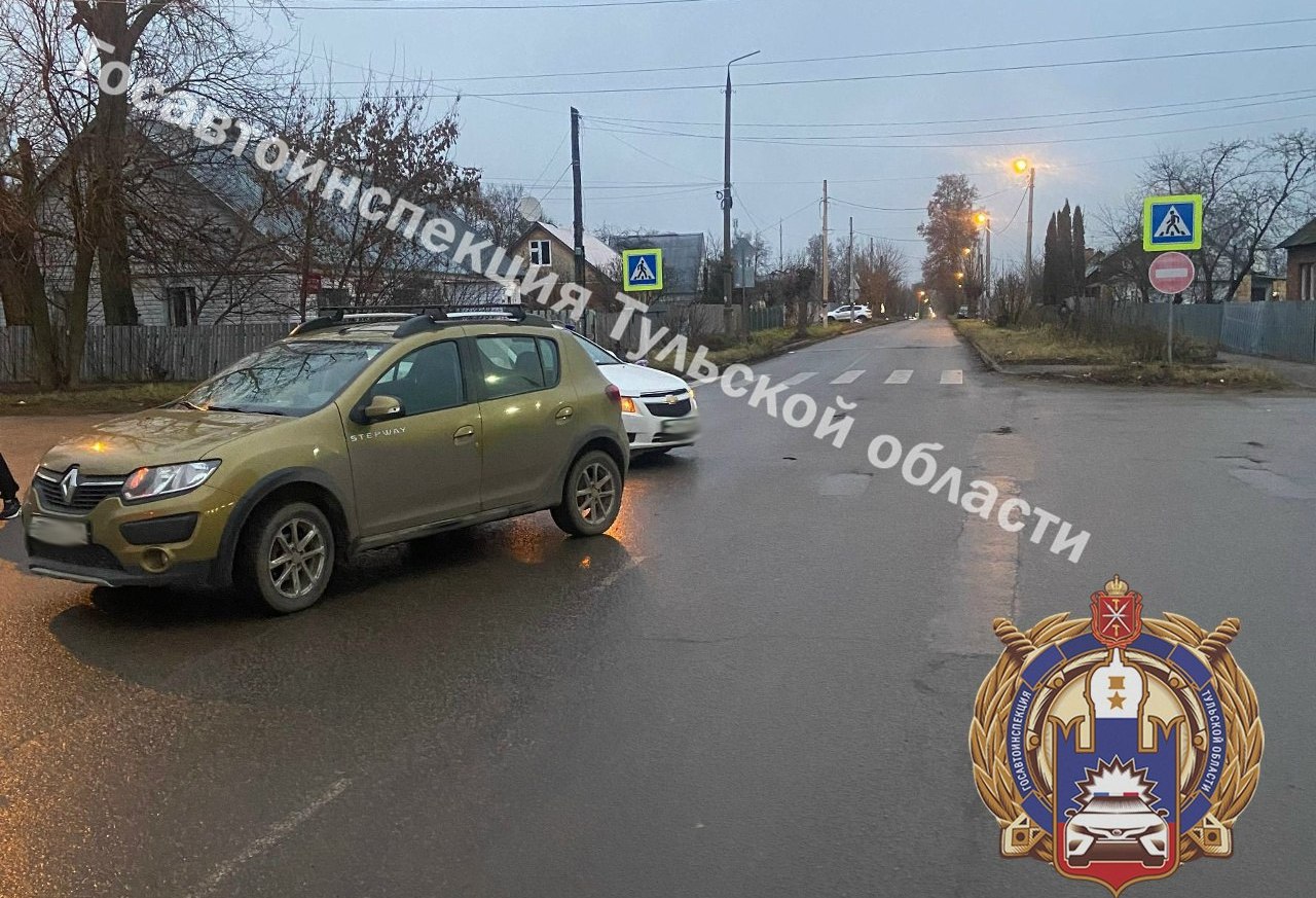 В Киреевске столкнулись две иномарки