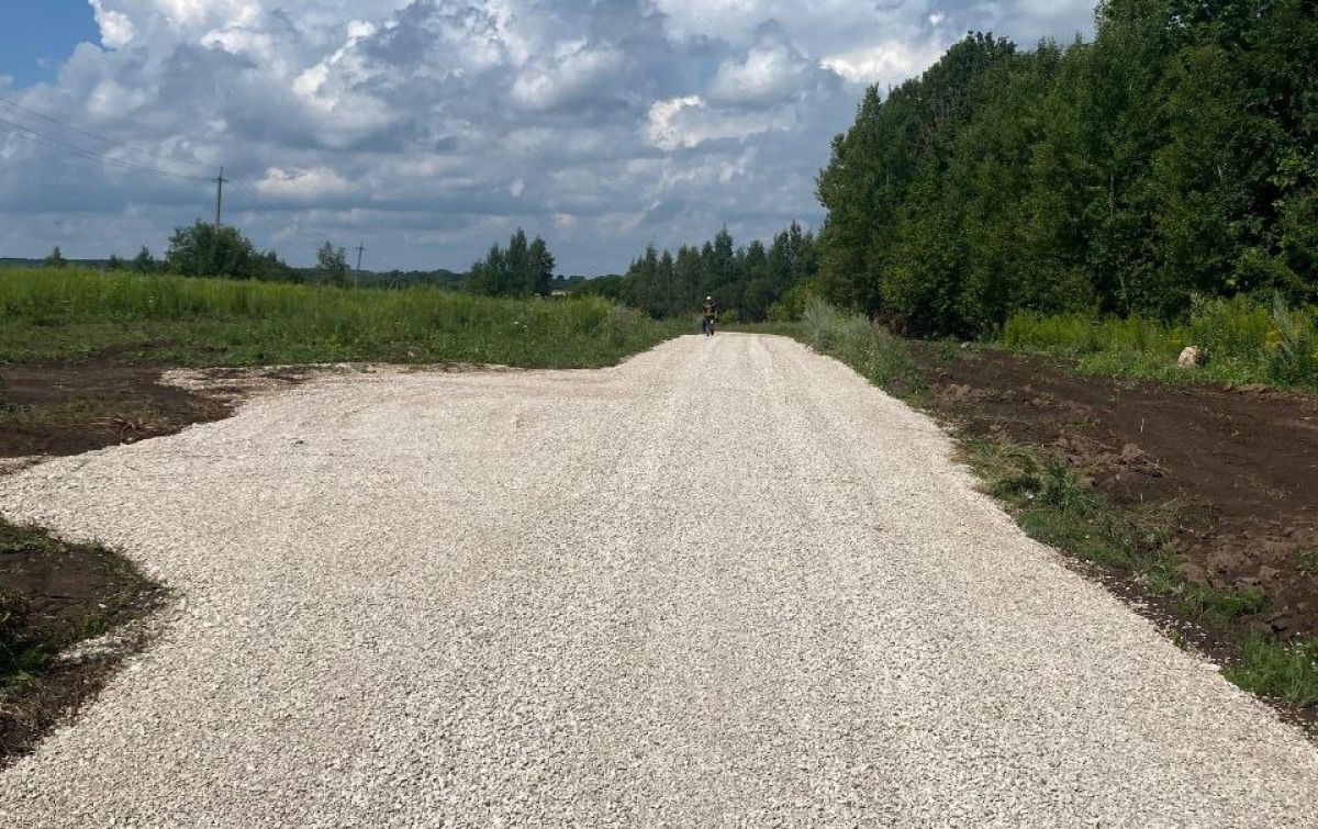 В рамках программы губернатора «Наш район» отсыпали автоподъезд к деревне Хомяковка
