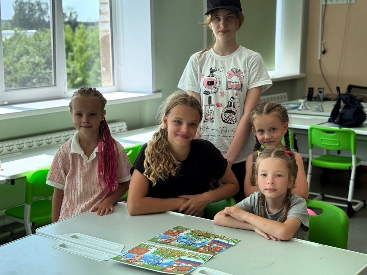 Болоховские школьники закружились в «Хороводе дружбы народов»