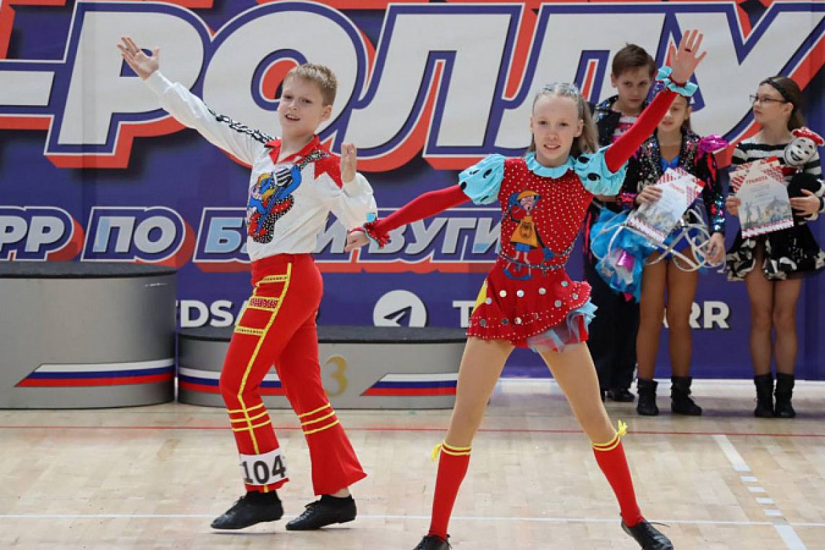 В Туле прошёл чемпионат по акробатическому рок-н-роллу