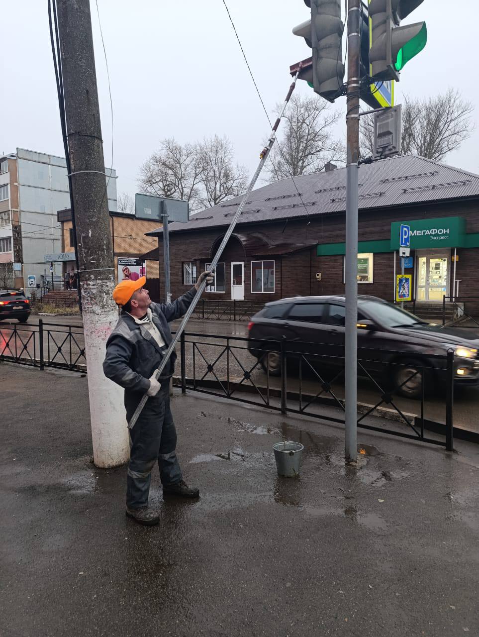Светофор на перекрёстке Мира и Горняков засветился ярче