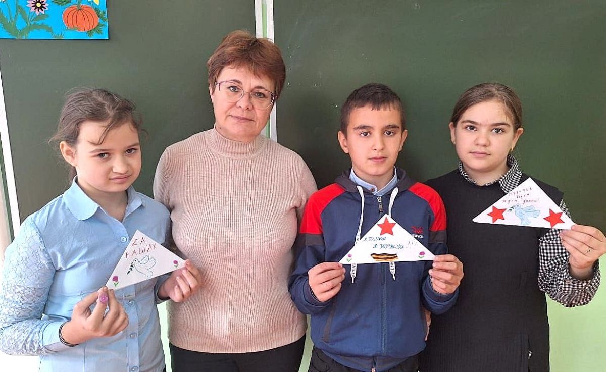 Каменские школьники адресовали бойцам СВО пожелания здоровья, сил и мужества