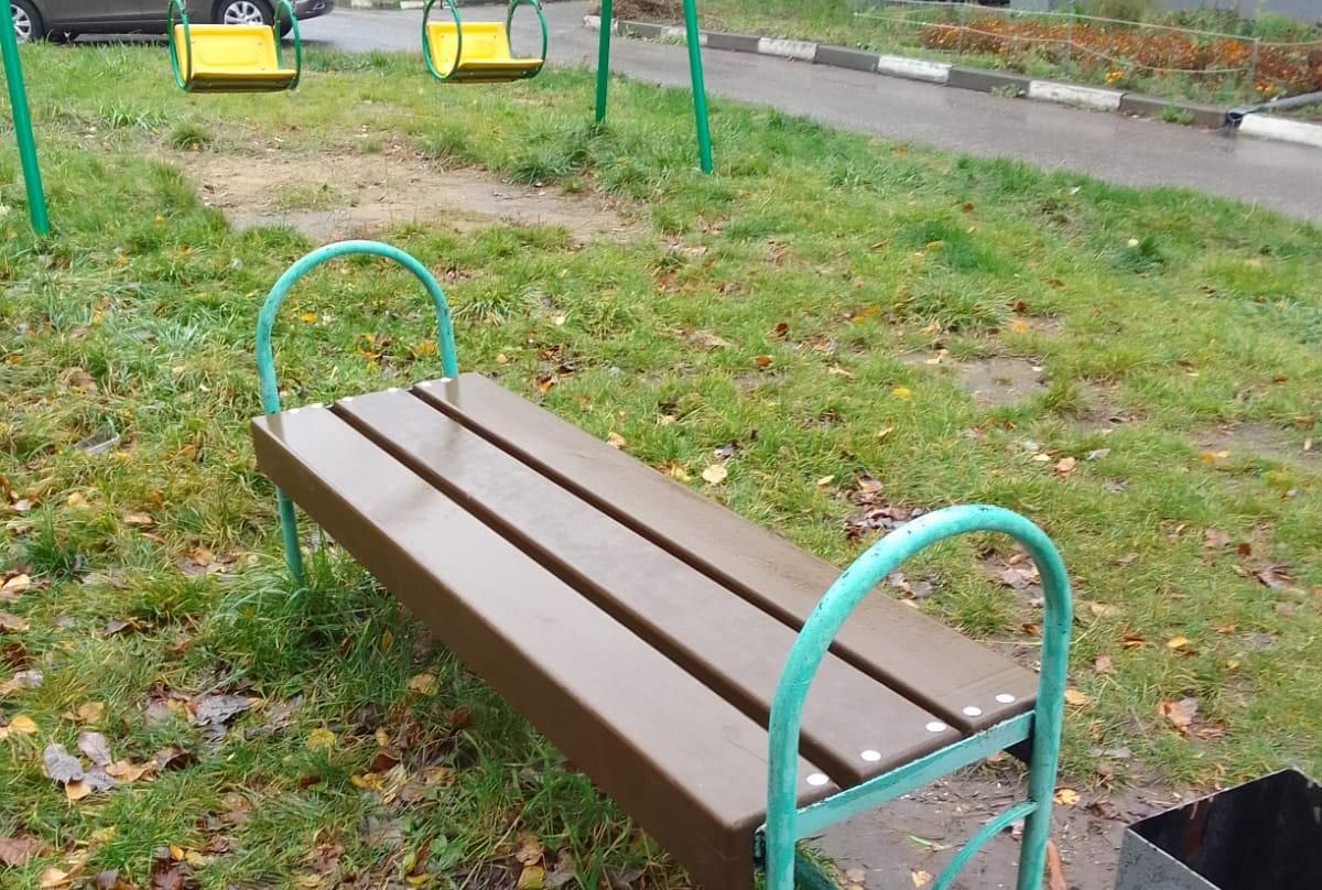 Киреевчане поблагодарили «Городское хозяйство» за установку лавочек