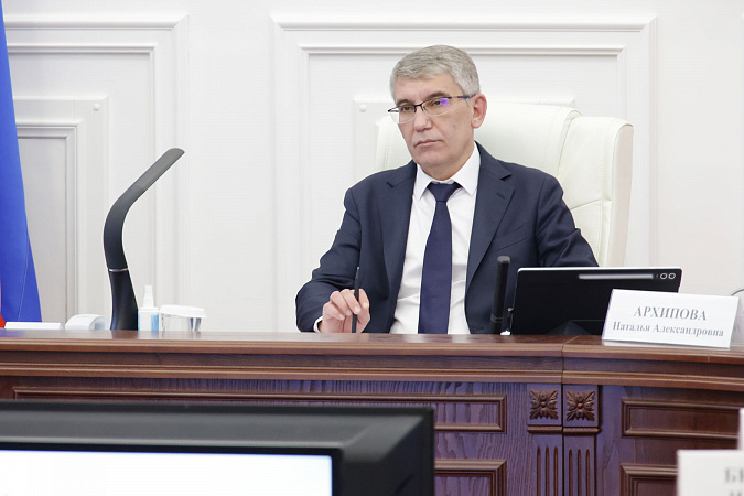 Дмитрий Миляев оценил проекты «Школы коммуникаций» Дмитрий Миляев оценил проекты «Школы коммуникаций»