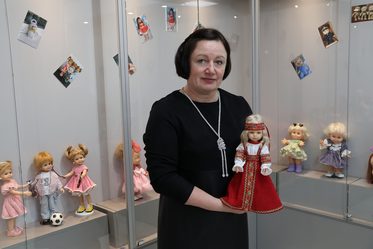 «Погружение в детство»: в Киреевском краеведческом музее открылась выставка кукол местной рукодельницы «Погружение в детство»: в Киреевском краеведческом музее открылась выставка кукол местной рукодельницы
