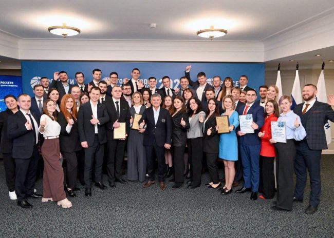 Игорь Маковский наградил победителей конкурса «Молодые лидеры» и встретился с председателями Советов молодежи в Москве
