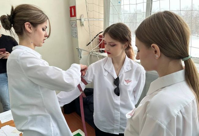 Верим в победу «Ангелов в белых халатах» из Киреевска Верим в победу «Ангелов в белых халатах» из Киреевска