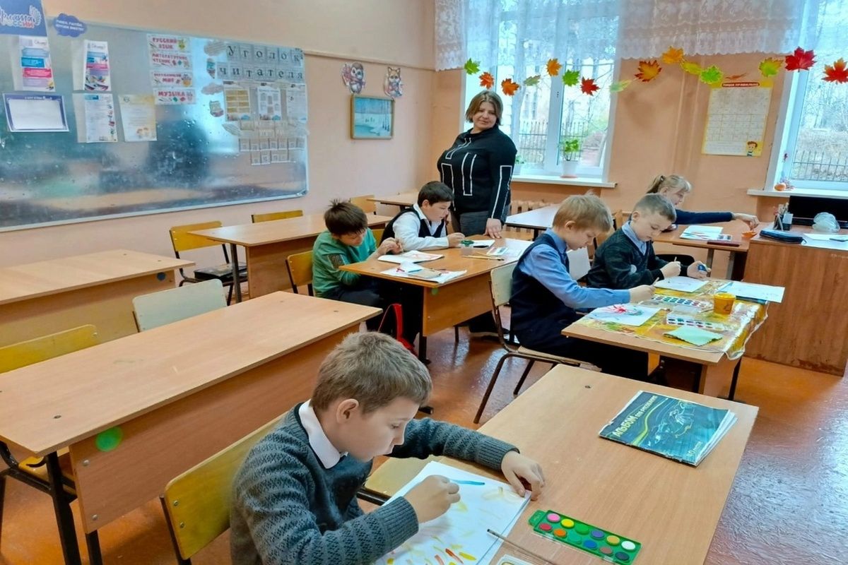 Для юных липковчан провели занятие по арт-терапии «Штриховка и каракули» Для юных липковчан провели занятие по арт-терапии «Штриховка и каракули»