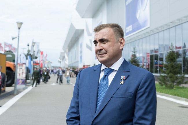 Алексей Дюмин принял участие в открытии международного военного форума «Армия-2023»