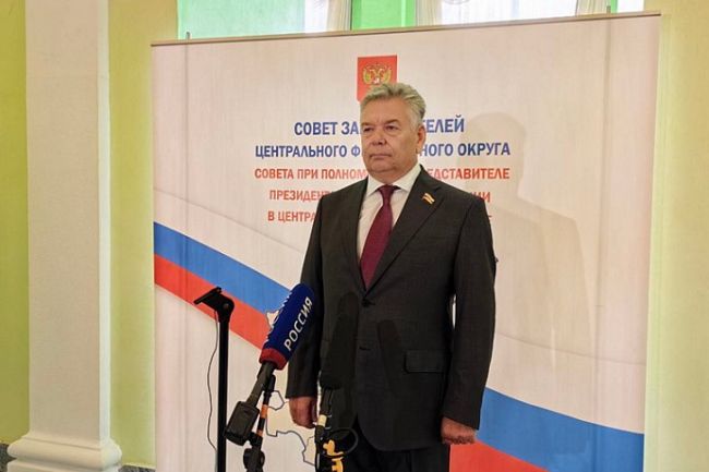 Николай Воробьев принимает участие в заседании Совета законодателей ЦФО