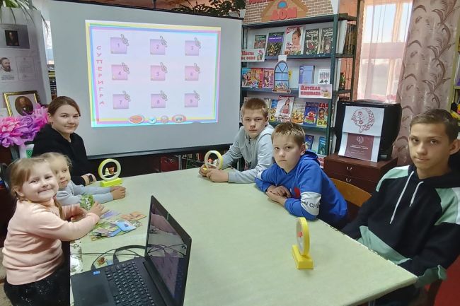 В Шаховском прошла музыкальная игра «Угадай мелодию» В Шаховском прошла музыкальная игра «Угадай мелодию»