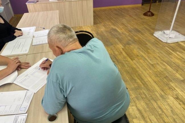 За депутатов голосуют жители новых российских регионов