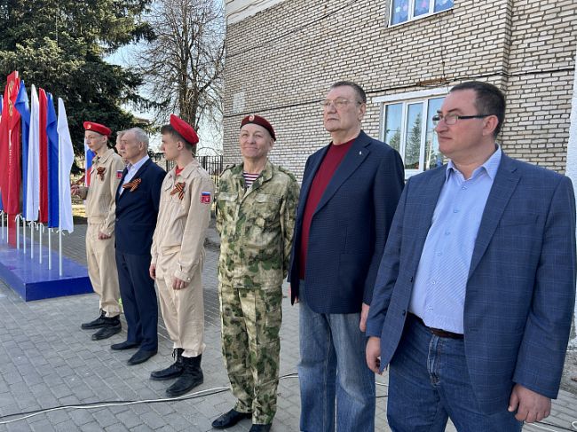 Заокский район присоединился к военно-патриотическому марафону «Равнение на Знамя Победы».