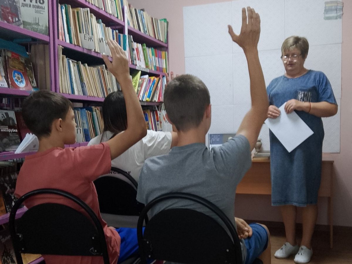 Литературный час в библиотеке: погружение в мир Достоевского