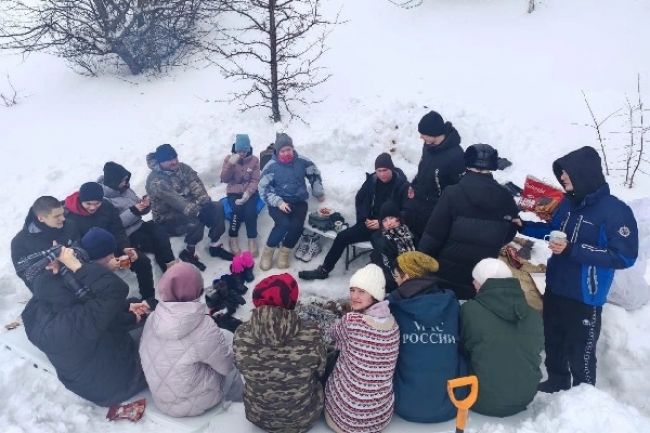 Ученики Самарской средней школы совершили поход на лыжах
