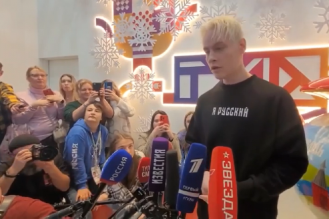 В день Тульской области выставку «Россия» посетил певец Шаман