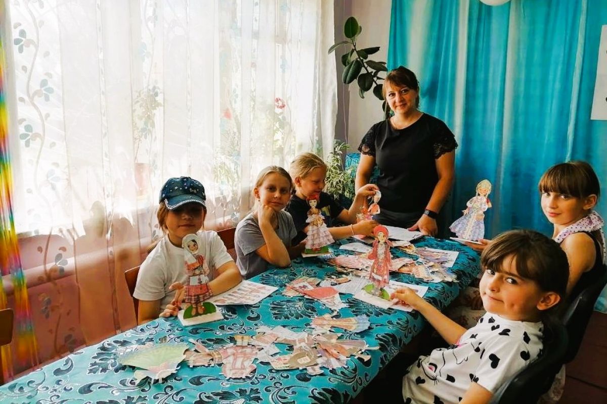 Самарские дети узнали о традиционных костюмах народов России