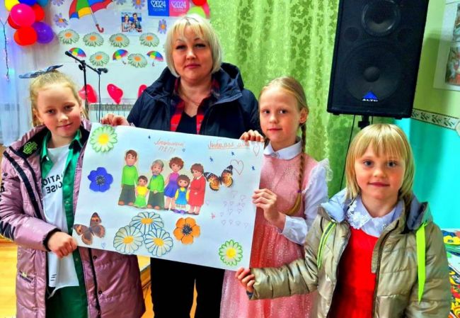 В Ивановке состоялась конкурсная программа «Семья – это сила»