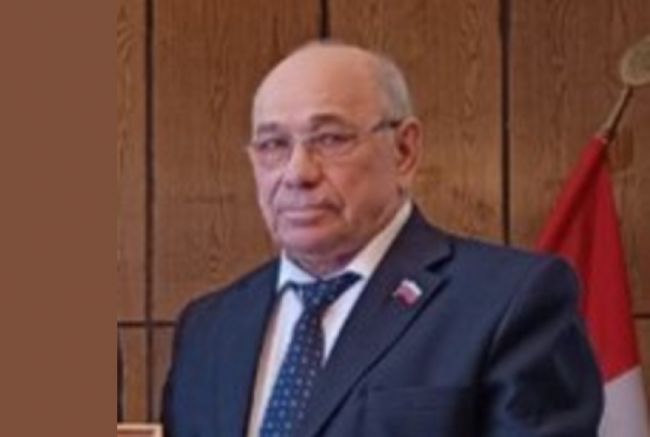 Глава муниципалитета Алексей Головин поздравил куркинцев с Днём Победы