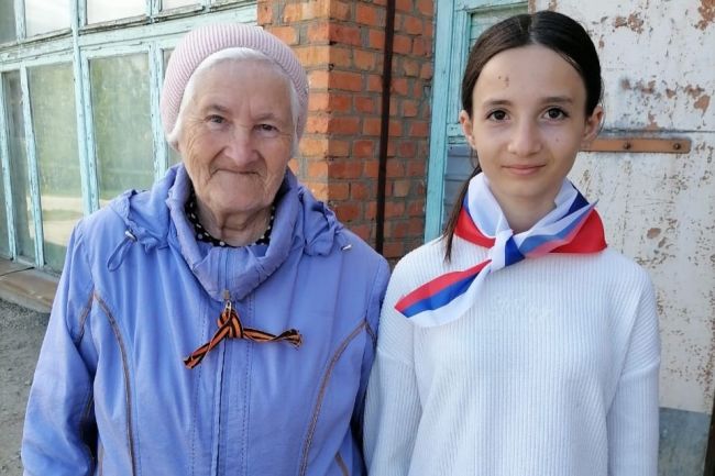 Учащиеся Михайловской школы присоединились к акции «Георгиевская ленточка»