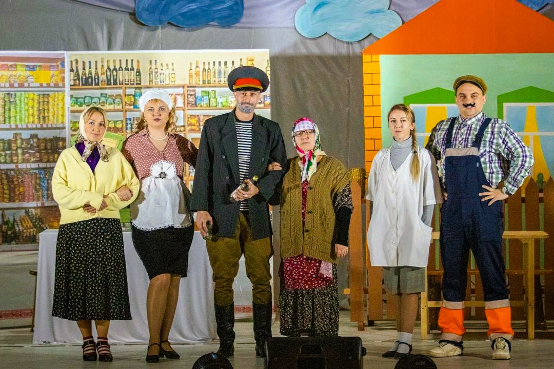 Комедия Эвелины Пиженко покорила публику своим теплом и юмором Комедия Эвелины Пиженко покорила публику своим теплом и юмором