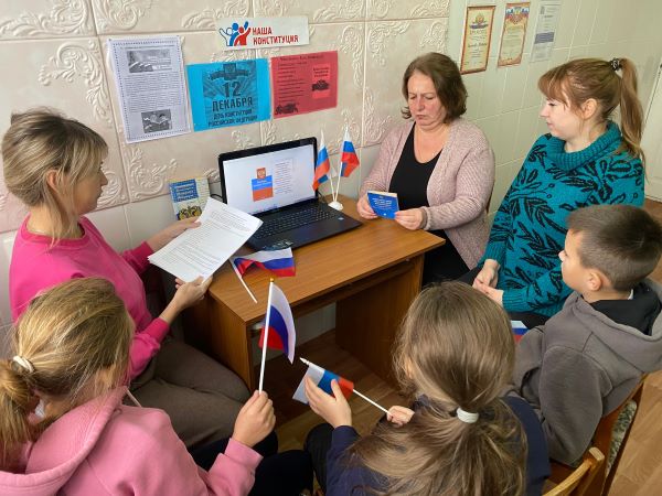 Историко-патриотический час в Сергиевской библиотеке