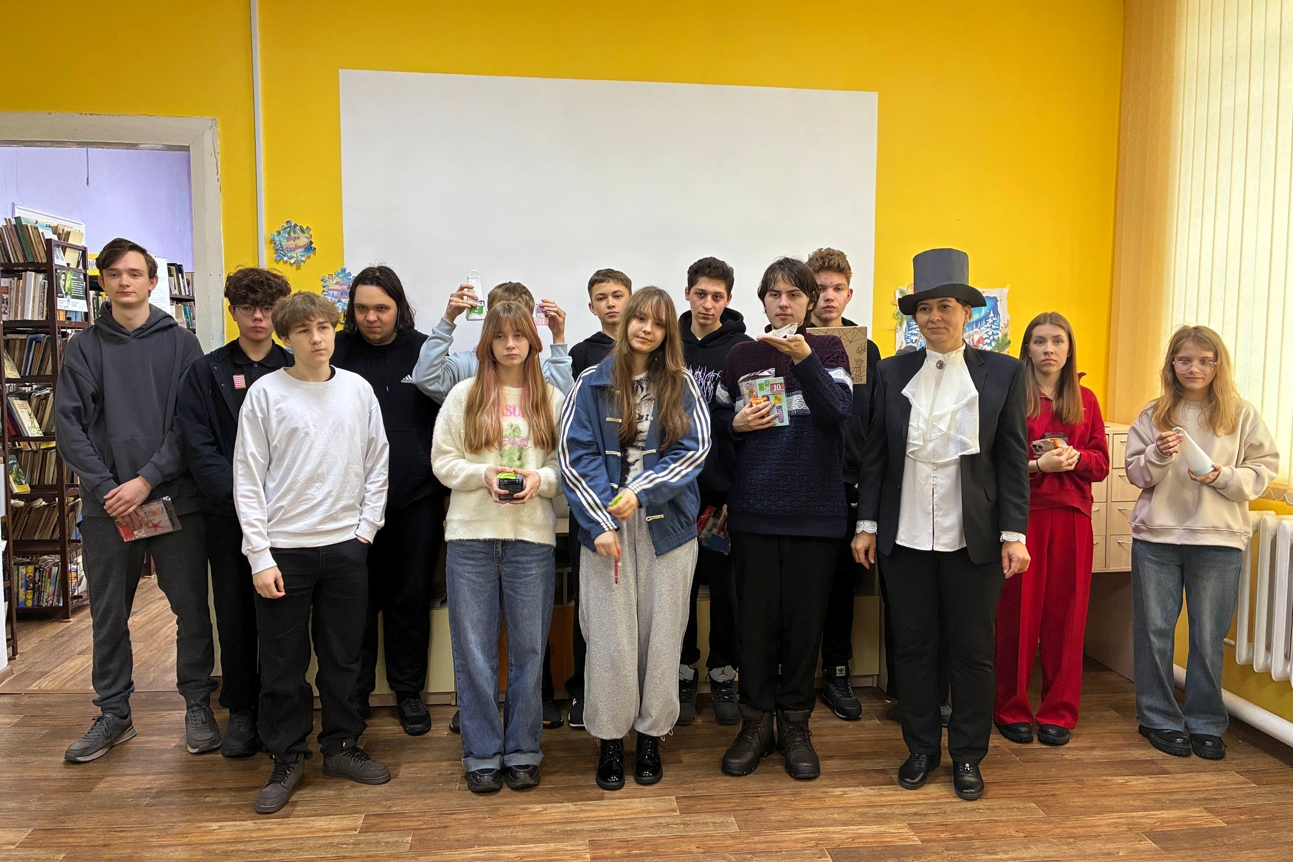 В Куркинской библиотеке прошла сказочная игра «В поисках хрустальной туфельки»