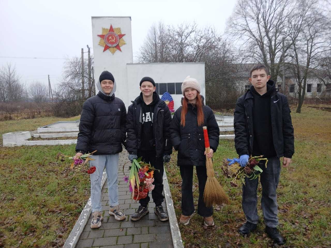 Добро по призванию: как школьные волонтёры сохраняют память и объединяют сердца