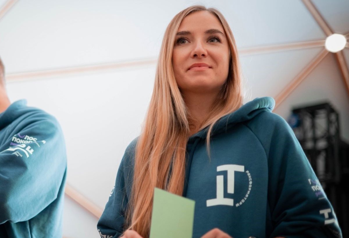 Елена Шеламова: «Воины контрактники – это настоящие герои нашего времени!» Елена Шеламова: «Воины контрактники – это настоящие герои нашего времени!»