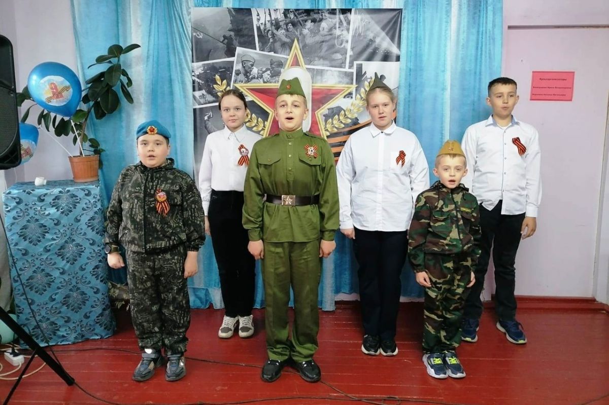 Песни и стихи о подвиге: концерт ко Дню Победы в Самарском