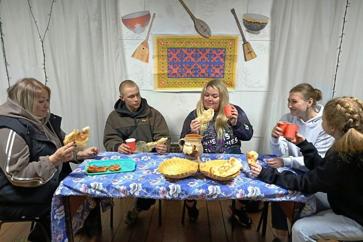 Калмыцкое чаепитие в Ивановском клубе