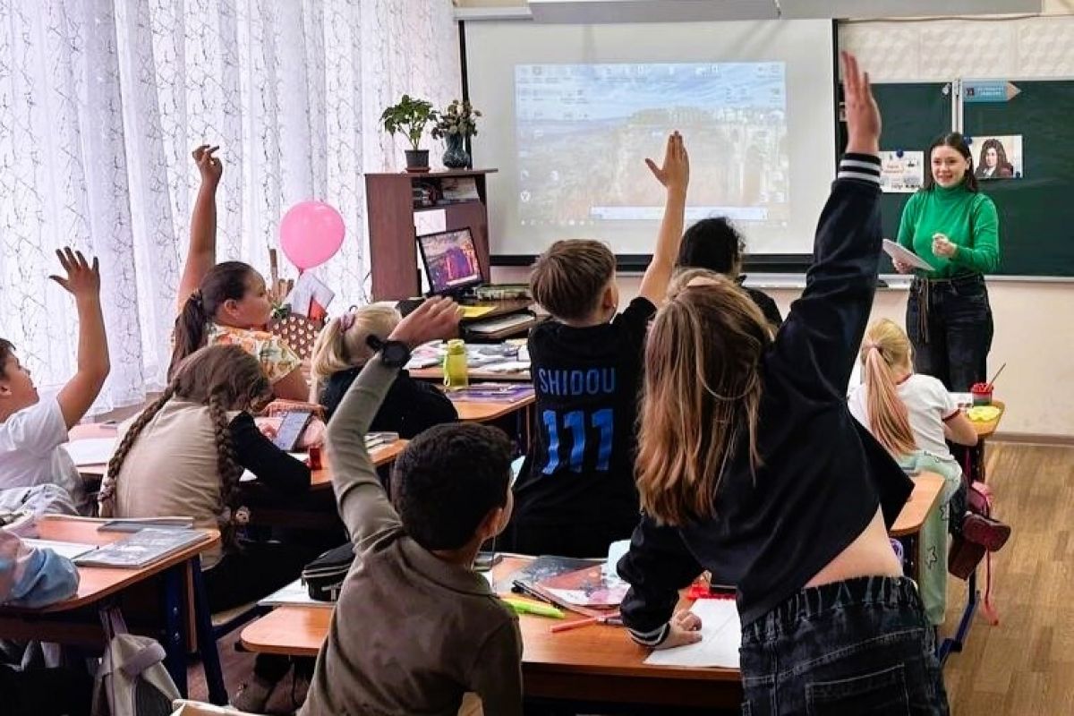 В гостях у сказки: урок творчества Шарля Перро В гостях у сказки: урок творчества Шарля Перро