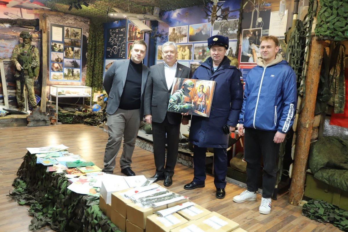 «Единая Россия» передала тульской дивизии новую партию гуманитарного груза