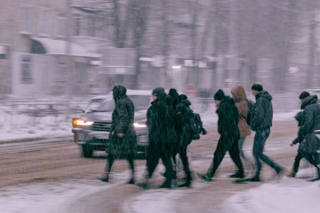 Прокуратура Новомосковска контролирует состояние улично-дорожной сети в эти снежные дни