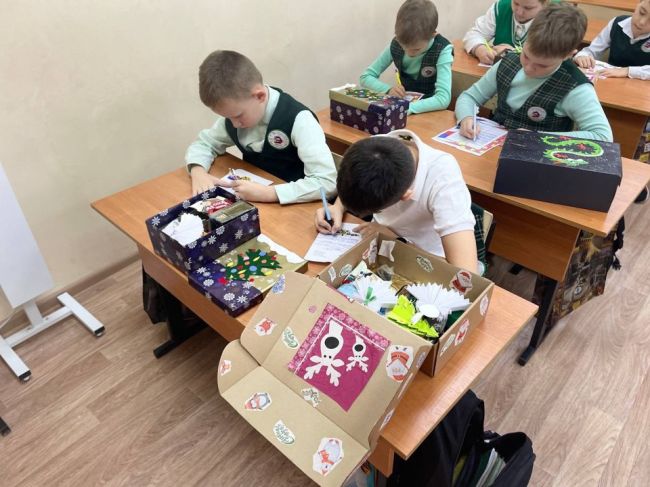 Мы гордимся героями, которые рискуют жизнью ради свободы и независимости нашей страны Мы гордимся героями, которые рискуют жизнью ради свободы и независимости нашей страны