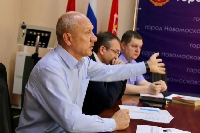 С проблемой  запахов в Новомосковске разбираются