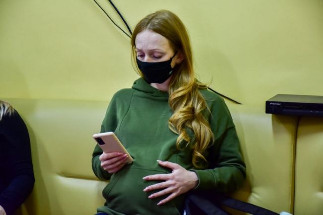 Депутат ГД Чаплин объяснил, какие выплаты получат беременные женщины и семьи с детьми в 2024 году