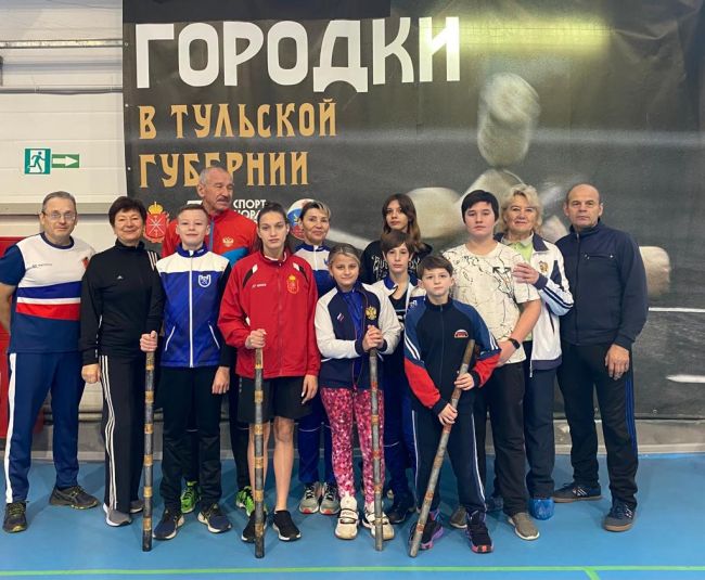 Новомосковские лыжники стали победителями и призерами турнира по городкам