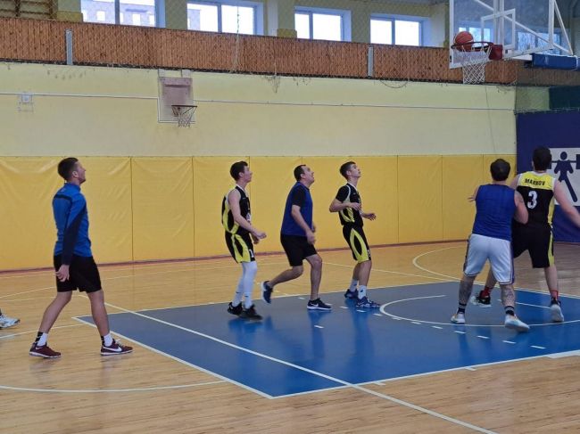 В Новомосковске прошел турнир по баскетболу памяти Федора Соколова В Новомосковске прошел турнир по баскетболу памяти Федора Соколова